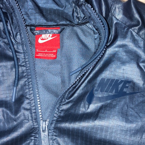 Nike windbreaker - Picture 3 of 3